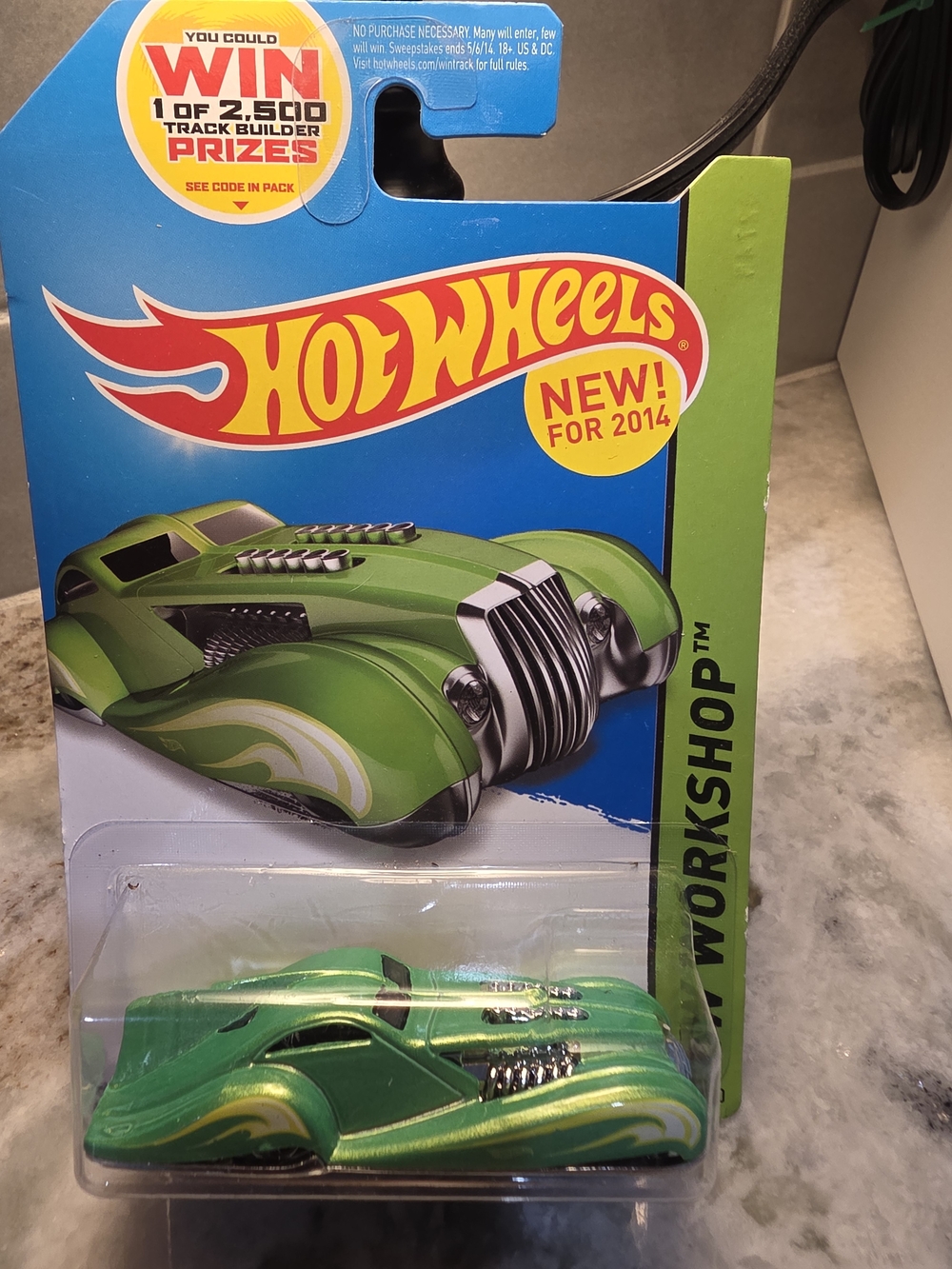 Hot Wheels Green Retro Racer Toy Car - Collector's Edition